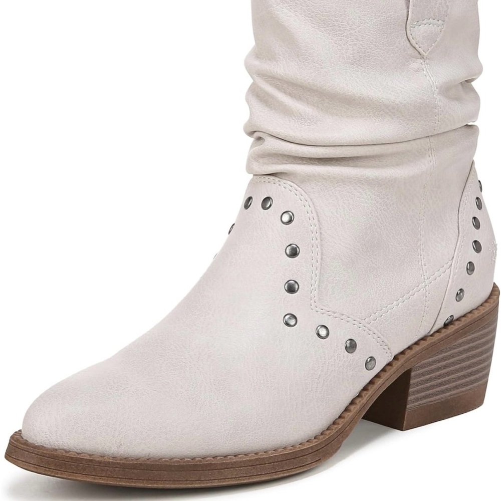 Women's White Studded Ankle Boots Blowfish Sz 6, 7 or 7.5 NWOT Ivory